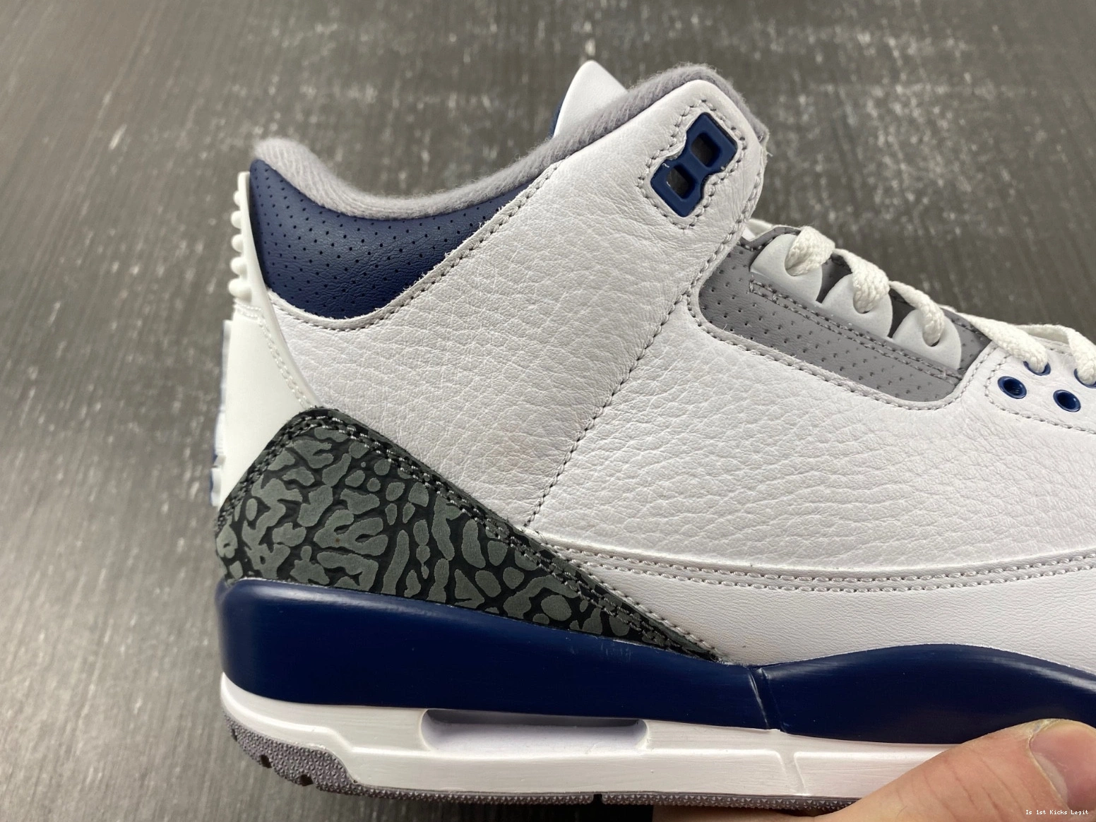 Air “Midnight Navy” Jordan CT8532-140  3 1110